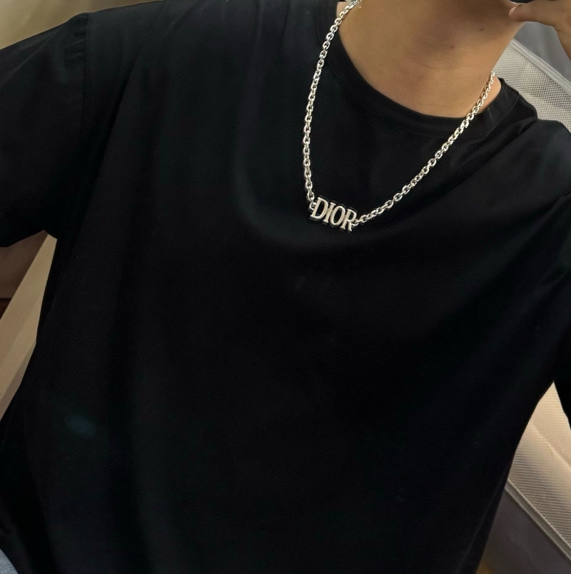 chr1st1an D10r necklaces